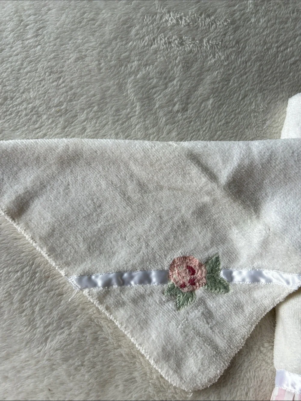 Vintage Embroidered Floral White Hand Towel and washcloth with Pink Stripe Trim